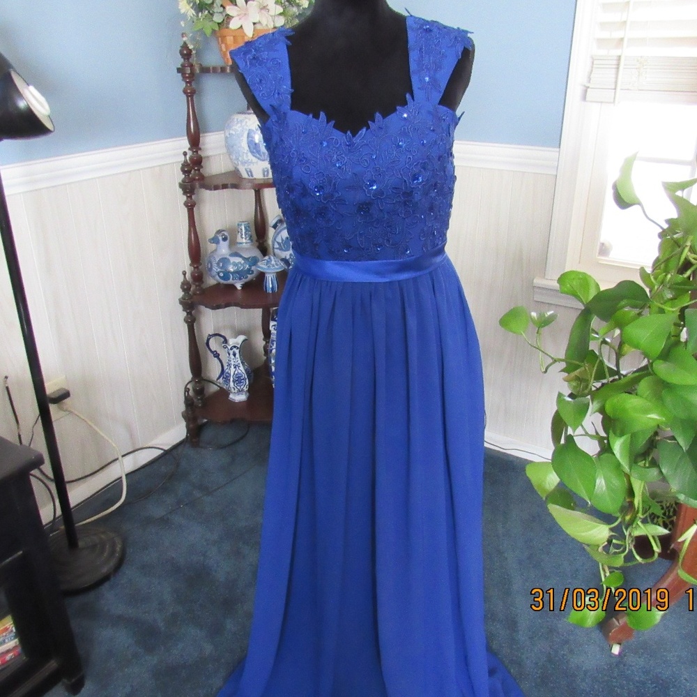 Beautiful Prom Dress.  Size 10